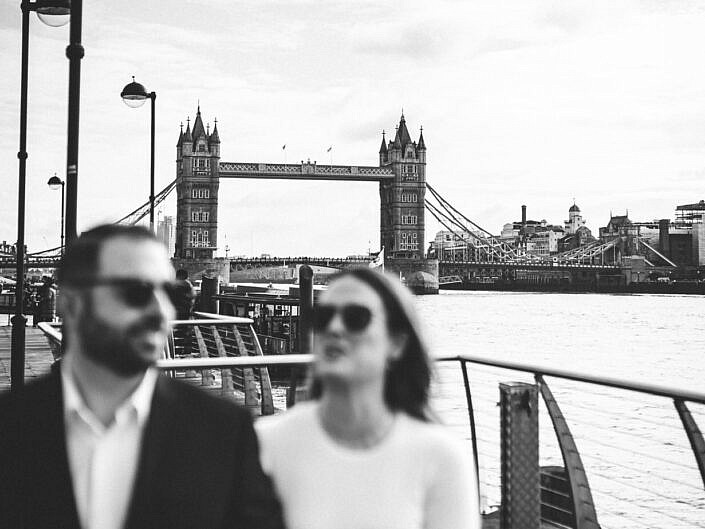 london tower bridge, engagement shoot london