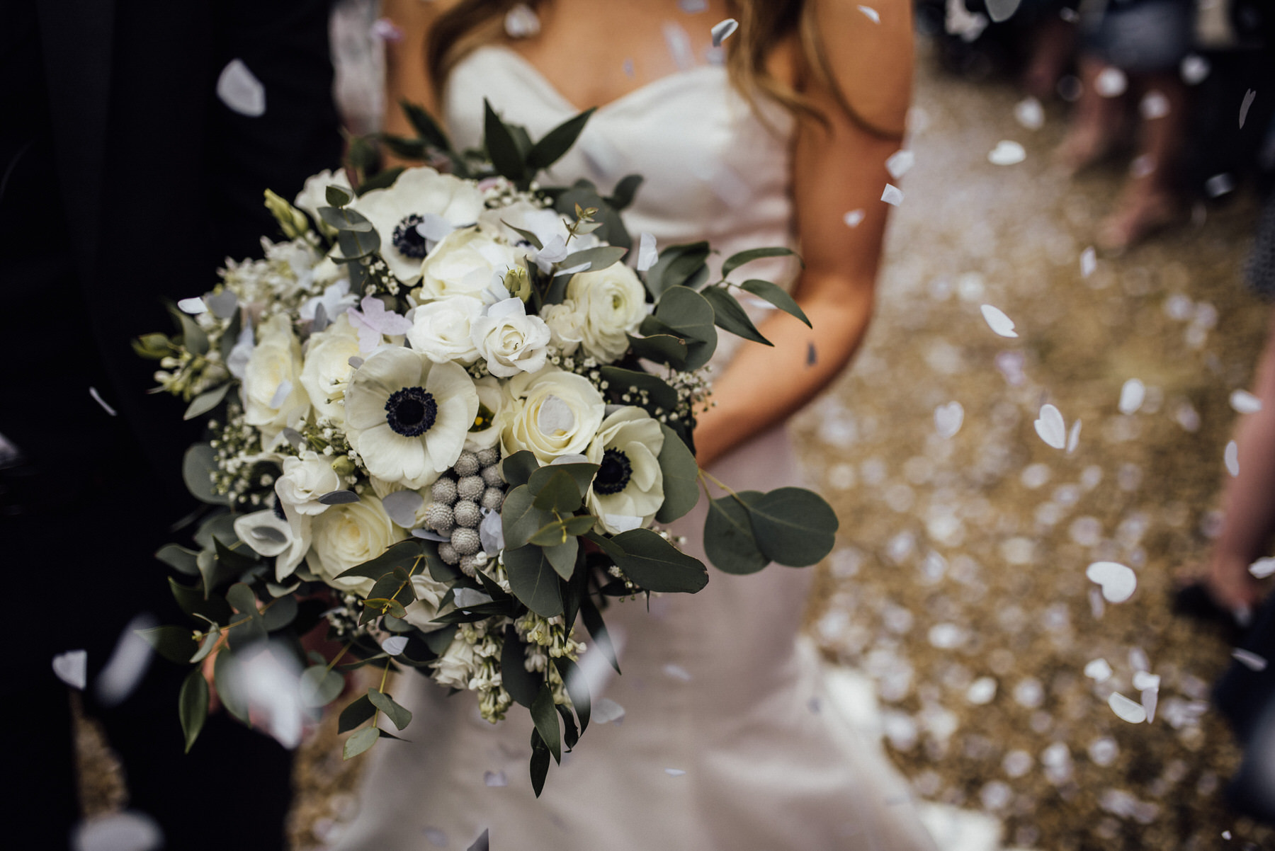wedding bouquet, wedding flowers, white wedding flowers, neutral wedding flowers