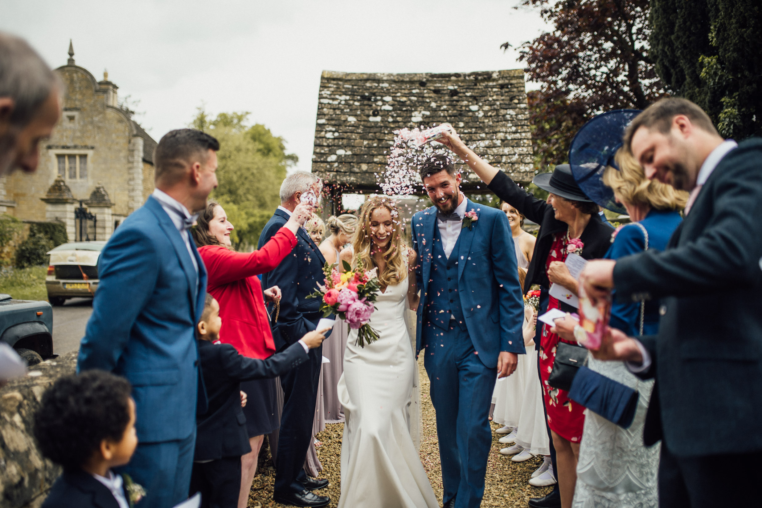 colourful confetti, cotswolds wedding photographer, creative wedding photographer