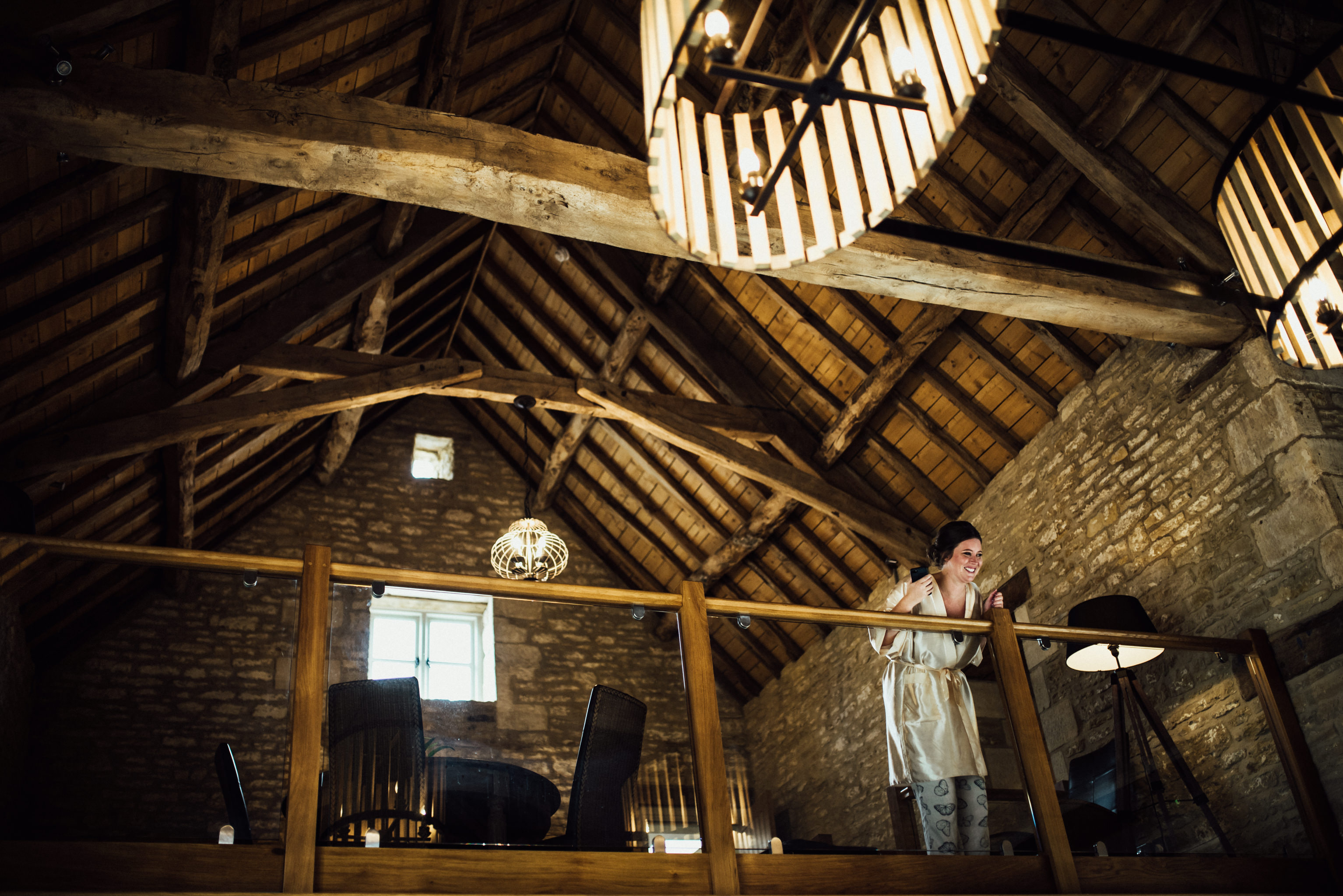 autumn wedding stone barn, oxfordshire wedding, cotswolds wedding, michelle wood photographer
