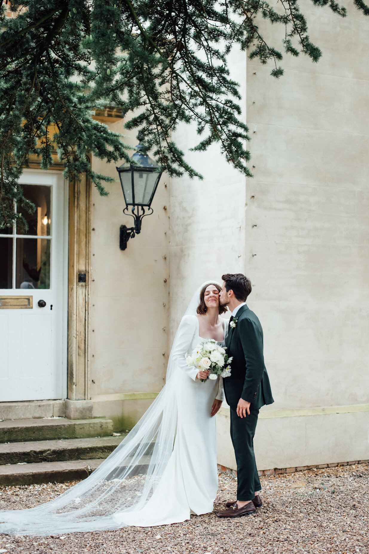 wedding portrait, Aswarby bride, authentic wedding photography, Aswarby Rectory Wedding, michelle wood photographer